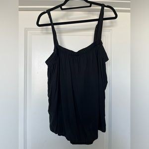 Black flowy tank